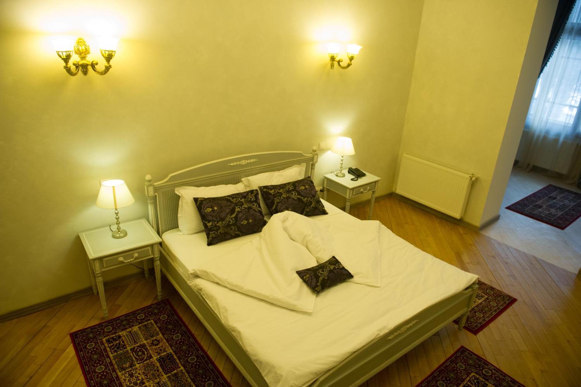 Regal 1880 Hotel Sinaia Room photo