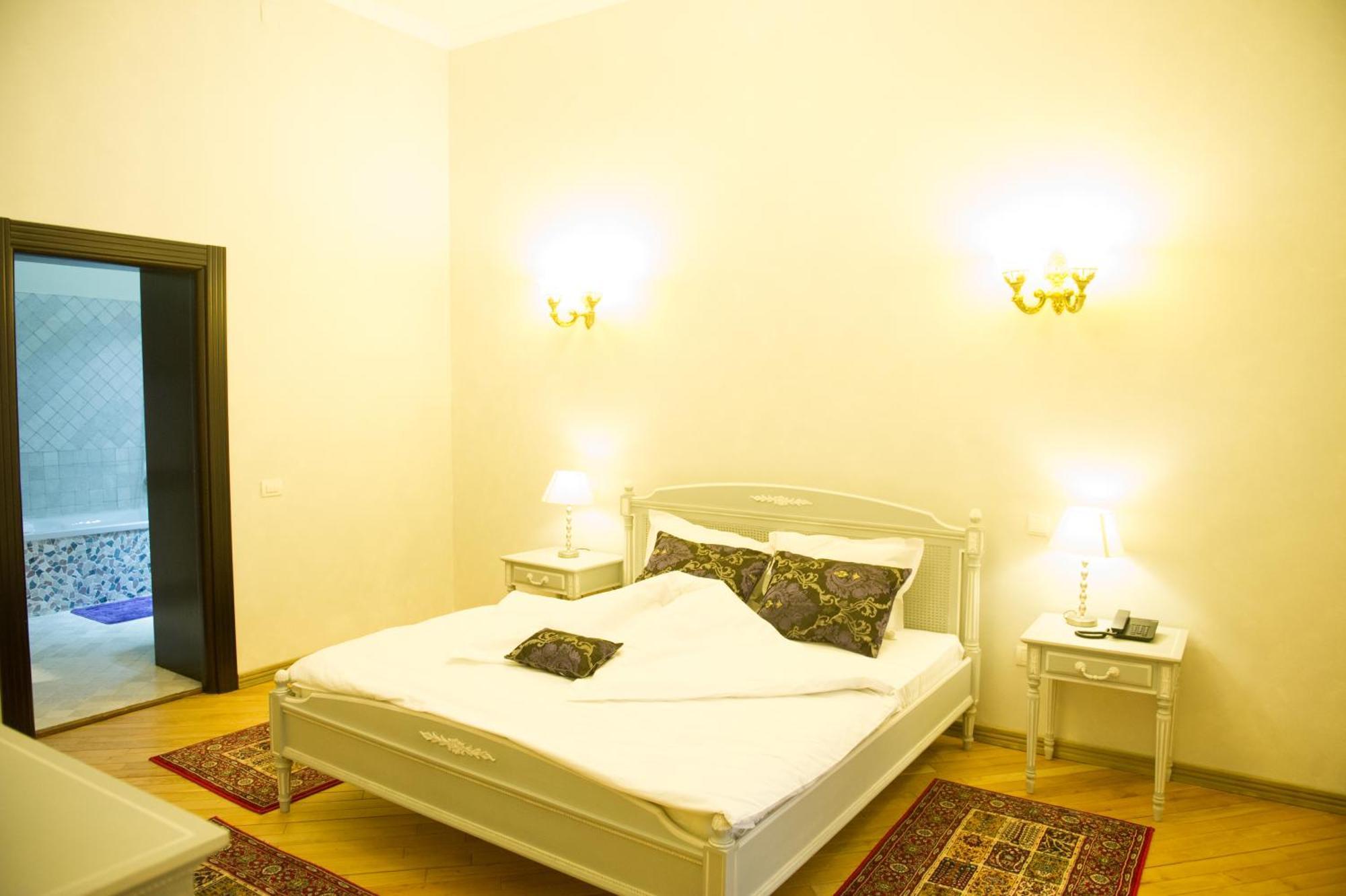 Regal 1880 Hotel Sinaia Room photo