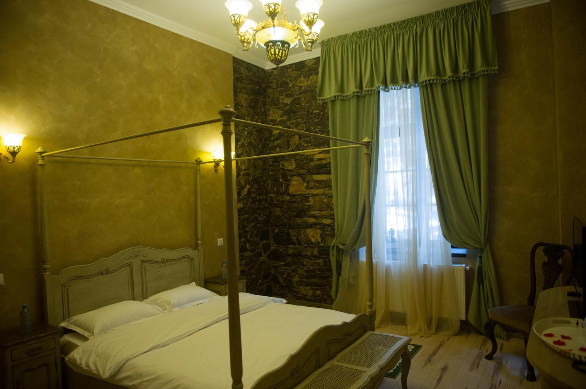 Regal 1880 Hotel Sinaia Room photo
