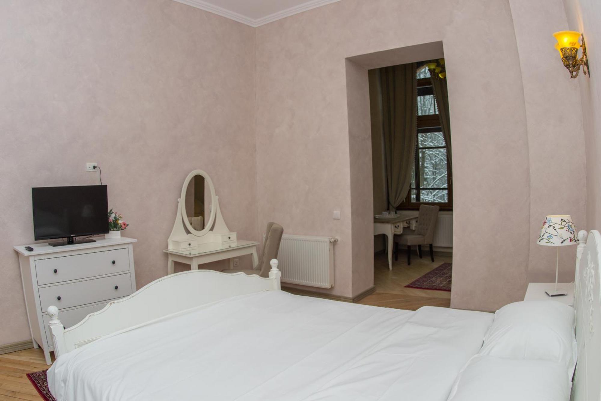 Regal 1880 Hotel Sinaia Room photo